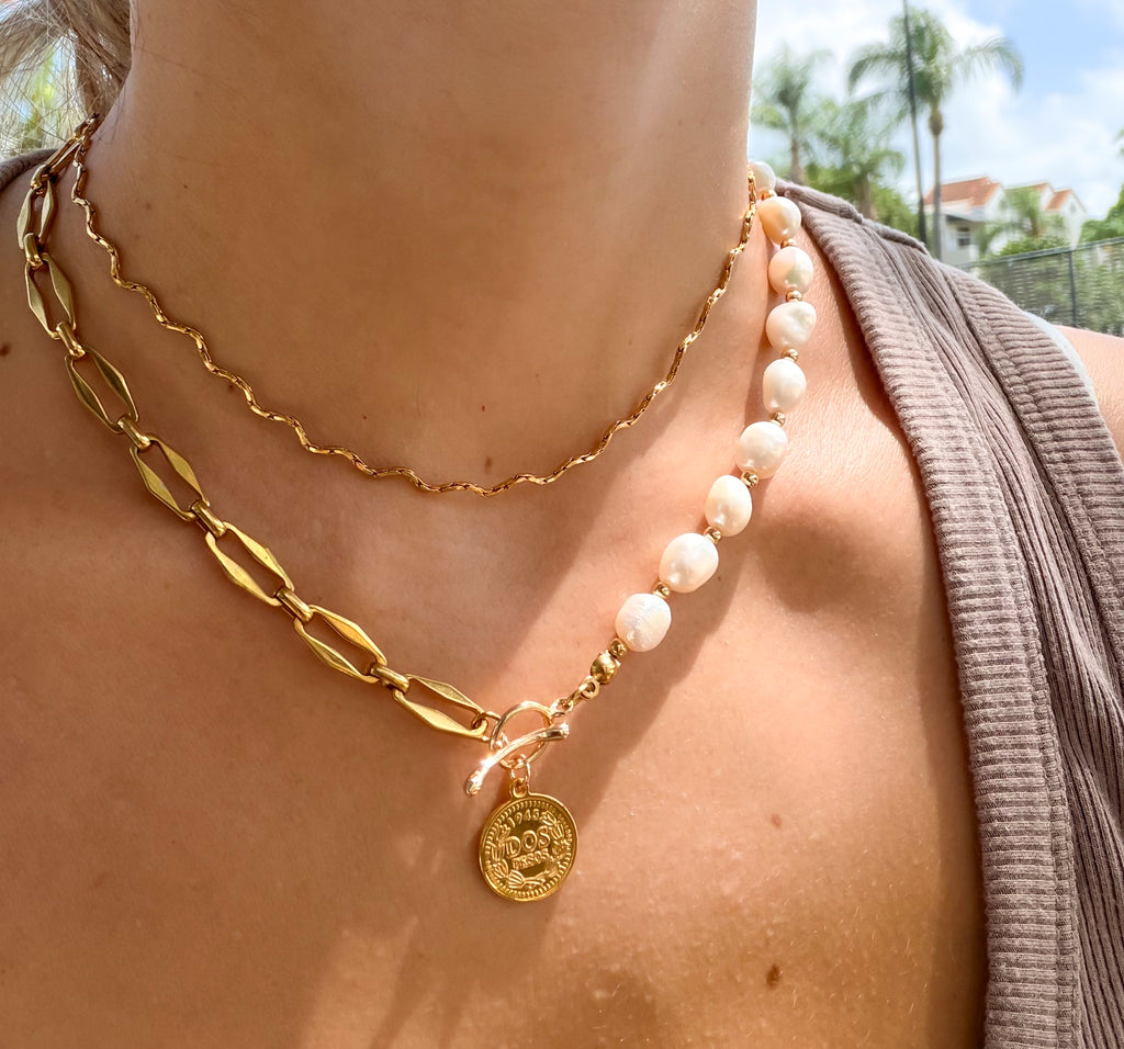 Perla Coin Necklace