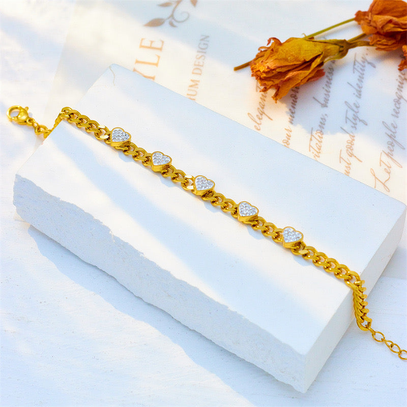 Heart Figaro Bracelet