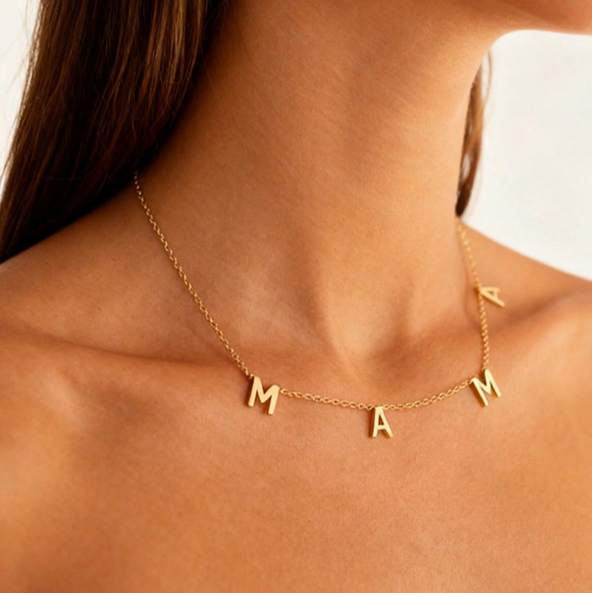 MAMÁ Necklace