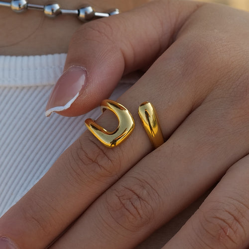 Aura Adjustable Ring